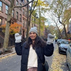 Meet your Posher, Berfu